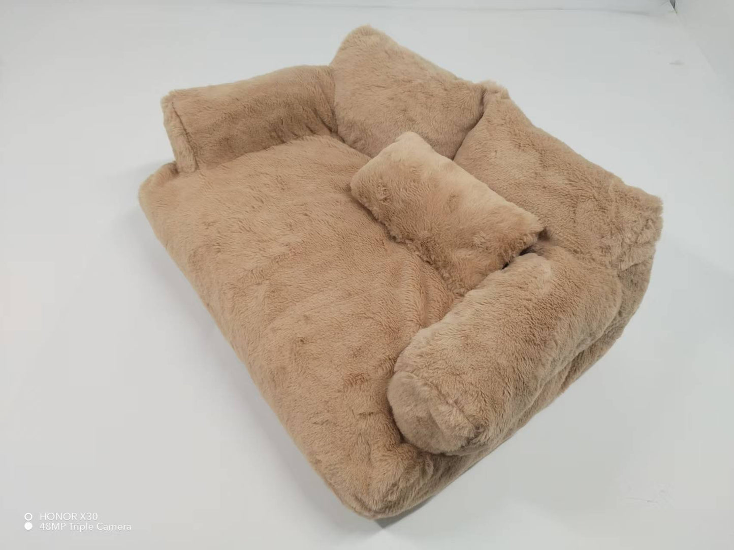 Veluna Super Soft Pet Sofa – Cozy Autumn & Winter Bed - Veluna
